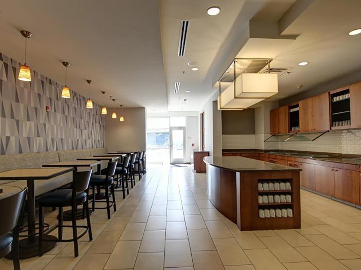 ไฮแอท เฮาส์ ชิคาโก วอร์เรนวิลล์ Hotel Warrenville ภายนอก รูปภาพ