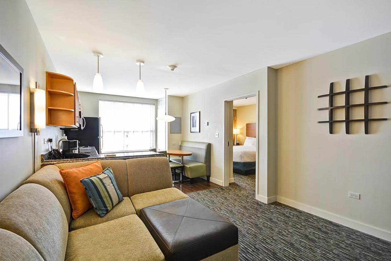 ไฮแอท เฮาส์ ชิคาโก วอร์เรนวิลล์ Hotel Warrenville ภายนอก รูปภาพ